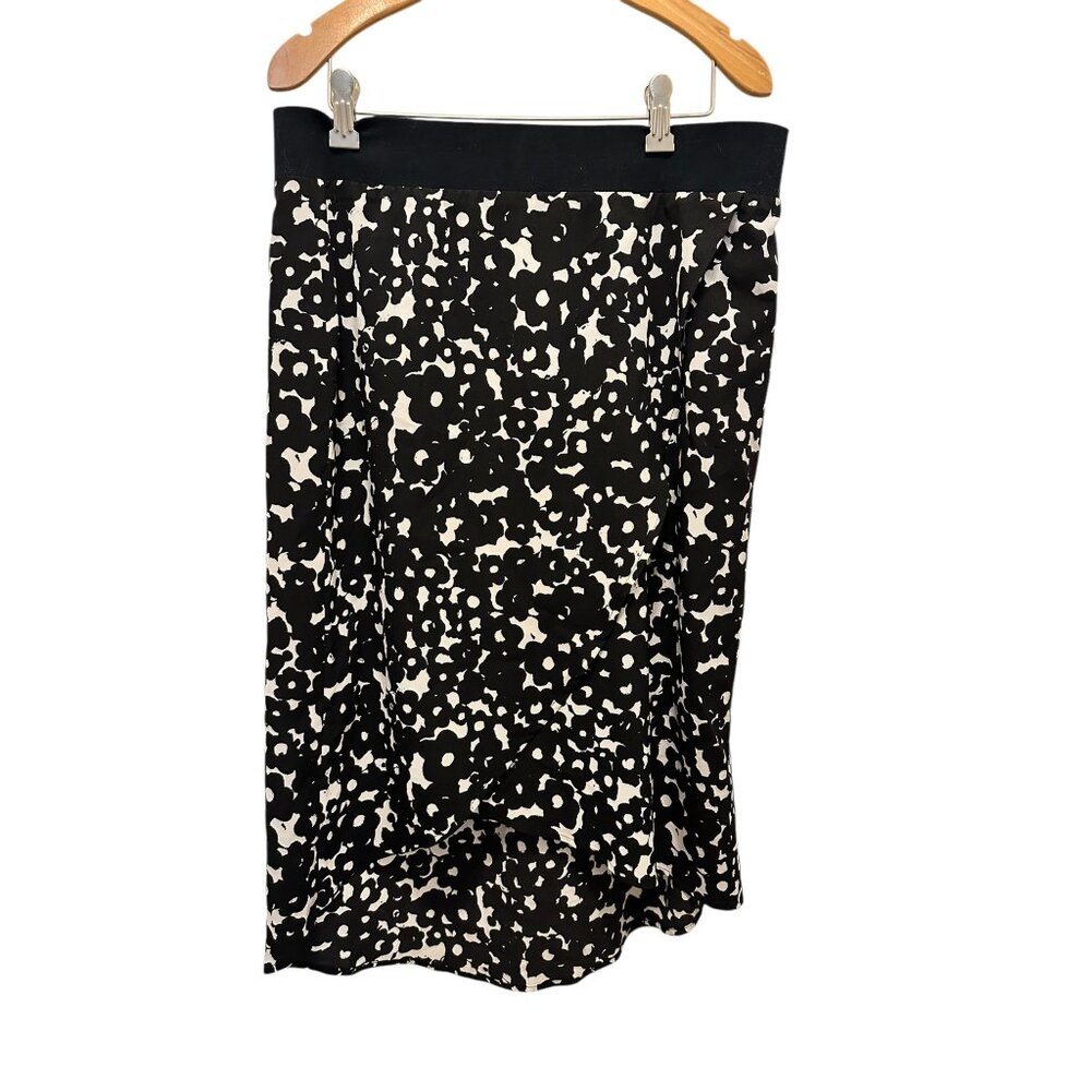 Cabi Black & White Abstract Print Womens Midi Skirt Size M Lightweight Hi-Lo
